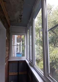 Теплое остекление балкона в хрущевке без отделки - фото 7